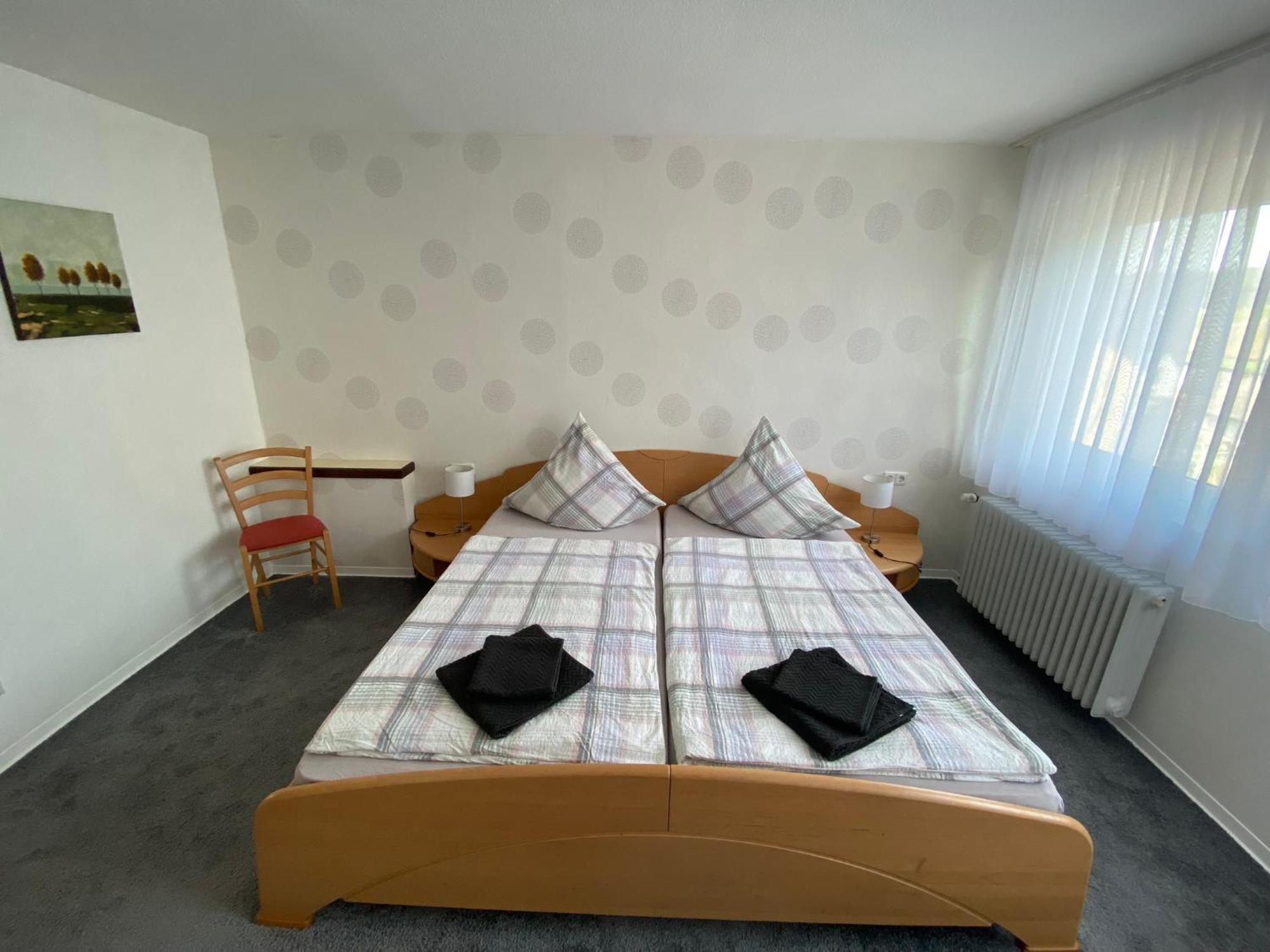 Ferienwohnung Becker Ellenz-Poltersdorf Exterior photo